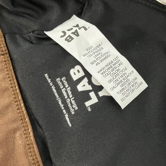 JoyLab Olive and Brown and White Floral Activewear Two Piece Set. Size XL. - Picture 8 of 8